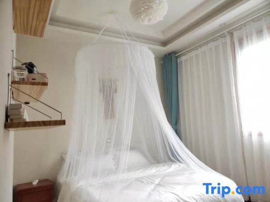 Фэньи: Qimushan Yuanxuan Homestay