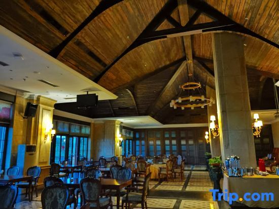 Хучжоу: Diffuse far villa holiday landscape villa