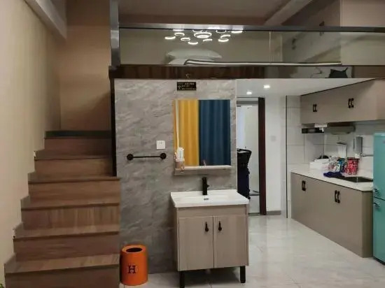 Тунхуа: Meihekou Sunday Loft Apartment