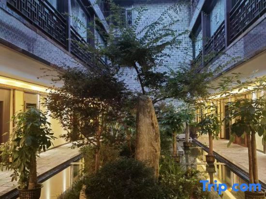Сянси: Mijing Ancient City Homestay