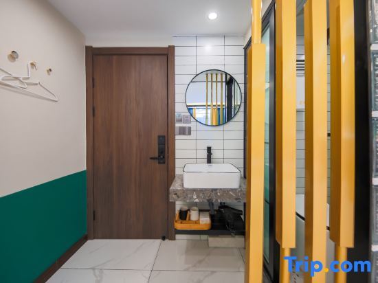 Чжоушань: Banshan Jianju Homestay