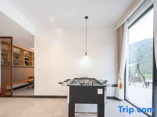 Хучжоу: Liangliang Shenxi Mountain View Homestay