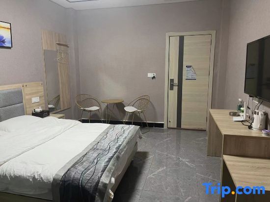 Дунгуань: Dongguan Huiju Business Apartment