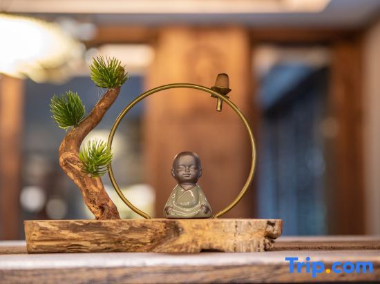 Хучжоу: Tingjian | Guli · Jiangnan Garden · Private Hot Spring Pool · Riverside Landscape Design Homestay