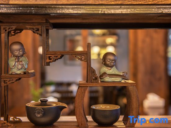 Хучжоу: Tingjian | Guli · Jiangnan Garden · Private Hot Spring Pool · Riverside Landscape Design Homestay