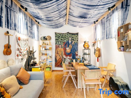 Дали: Dali Ideal Three Homestay
