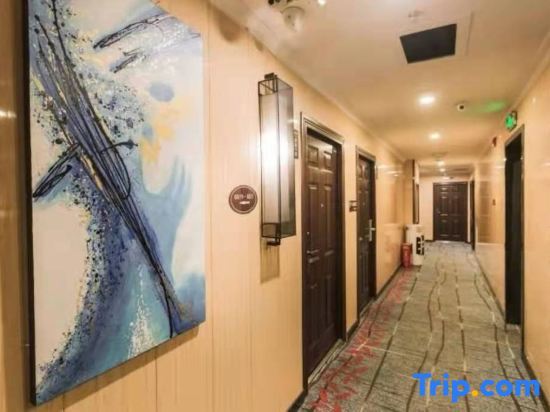 Чунцин: City Holiday Hotel (Chongqing West Railway Station)