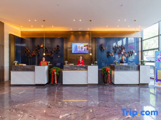 Шихези: Ai Pai International Hotel, Shihezi