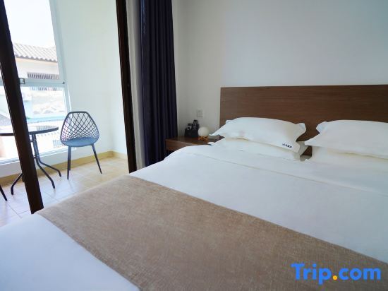 Санья: Deluna B&B (Sanya Haitang Bay Duty-Free City Store)