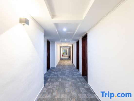 Чэнду: Fructose Hotel (Fuxing Street)