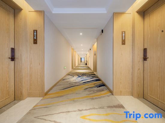 Чжэнчжоу: Vienna Hotel (Longhu Store, South Zijingshan Road, Zhengzhou)