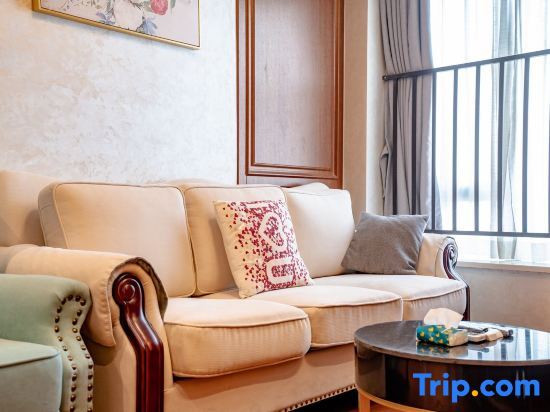 Дунгуань: Qiuxiang Apartment