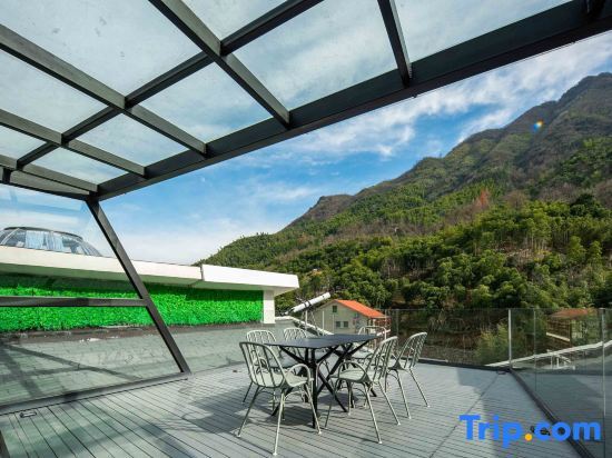 Хучжоу: Force Valley · Anji Mountain Wild Hill Resort Hotel
