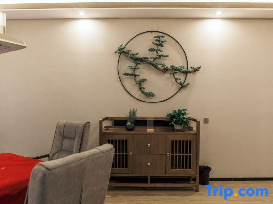 Мэйшань: Vienna Hotel (Renshou City Wetland Park)
