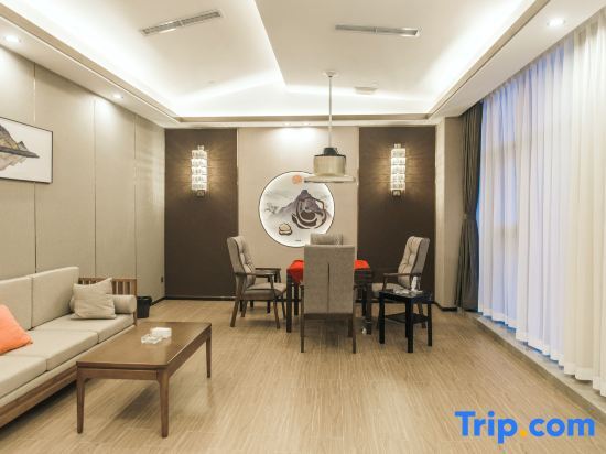 Мэйшань: Vienna Hotel (Renshou City Wetland Park)