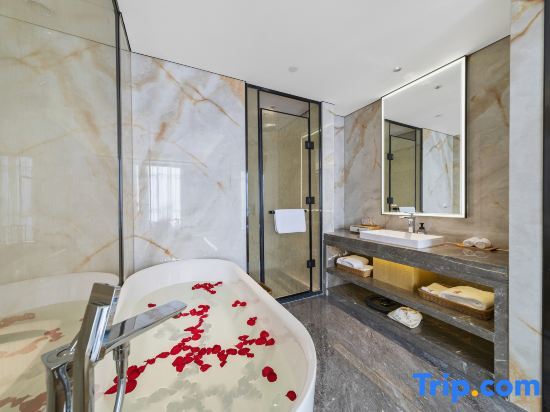 Мэйшань: Renshou Oriental Junlin Hotel (Wetland Park)