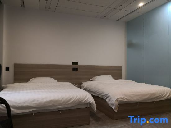 Пиннань: Pingnan Xuhui Apartment
