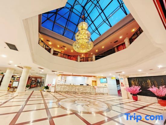 Чунцин: Holiday Inn Chongqing Yungang