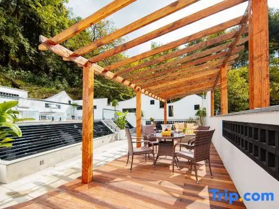 Чичжоу: Jiuhuashan Jiuyi Youxuan Homestay (Meat Body Palace Branch)