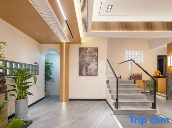 Чичжоу: Jiuhuashan Jiuyi Youxuan Homestay (Meat Body Palace Branch)
