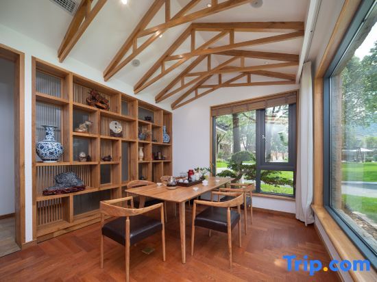 Хучжоу: Anji Junde Yuxiu Tangquan Holiday Homestay