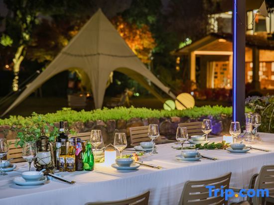 Хучжоу: Anji Junde Yuxiu Tangquan Holiday Homestay