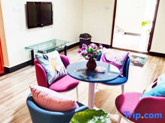 Цзиндэчжэнь: Hongliang Homestay (Jingdezhen Taoxichuan 1 Branch)