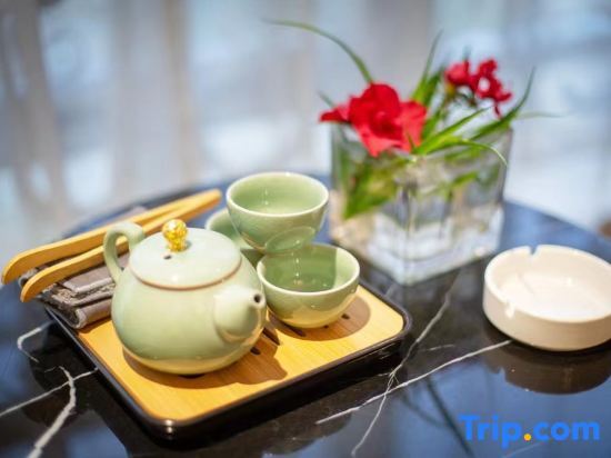 Куньмин: Bayman Holiday Inn Guandu Square Kunming