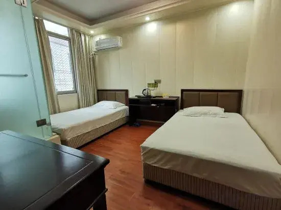 Чэнду: Zimeiyi Hotel (Chengdu Military Region General Hospital store)