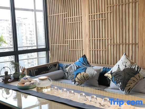 Дажоу: Yuesun Xingaowangdu Hotel (Dazhou Renhe New Town Railway Station)