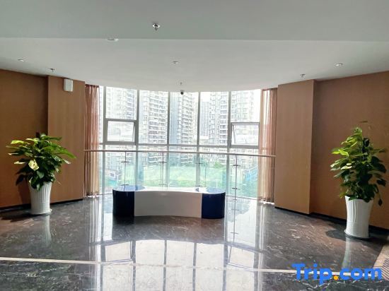 Дажоу: Yuesun Xingaowangdu Hotel (Dazhou Renhe New Town Railway Station)