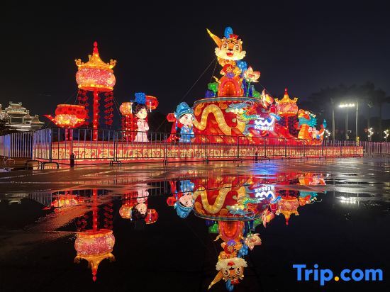 Фошань: SanFangXiaoZhan self-service city homestay