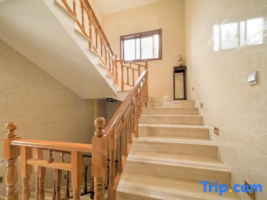 Чичжоу: Jiuhua Mountain Jingshang Homestay (Meat Body Palace Branch)
