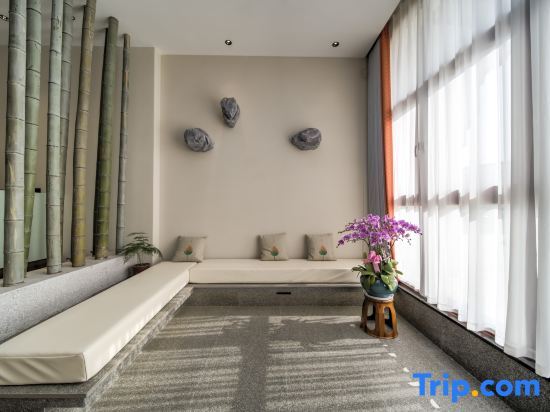 Чичжоу: Zeyishan Homestay (Jiuhuashan Scenic Area Transfer Center)