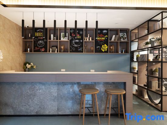 Чанчунь: Qingyu Light Luxury Loft Apartment (Changchun Xiangshang Mansion)