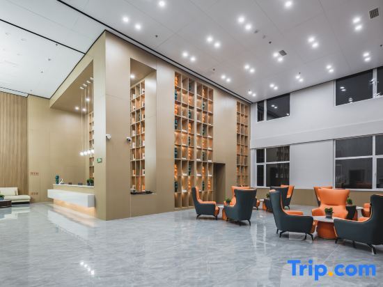 Циндао: Yunshu Nuanxi Hotel (Qingdao Huangdao Wangtaizhen Shop)