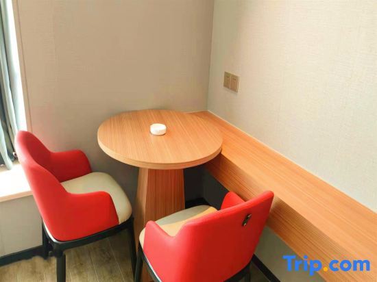 Чжаньцзян: Baiman Hotel (Zhanjiang Suixi Quanfeng Plaza Branch)