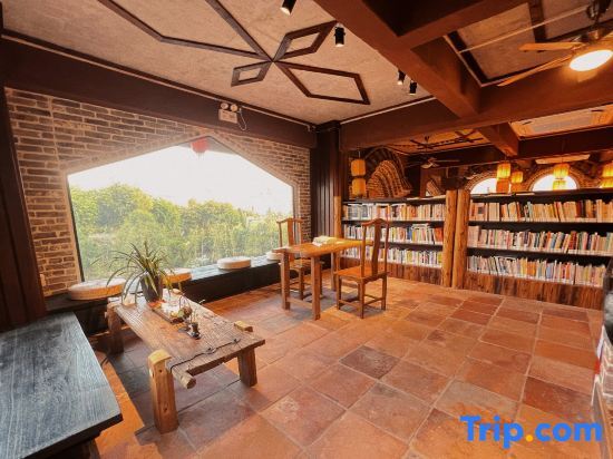 Фошань: Foshan Mountain Yingyun Residential Residence