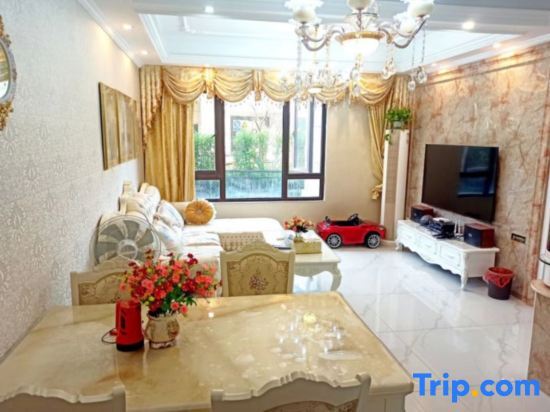 Хучжоу: Longzhimeng Yinhu Homestay