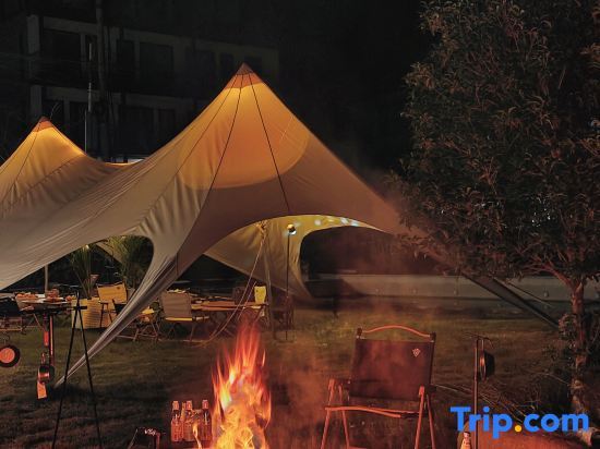Хучжоу: Yehexi·Samar Xingxi Camping·Private Tang Hot Spring Wild Luxury Homestay