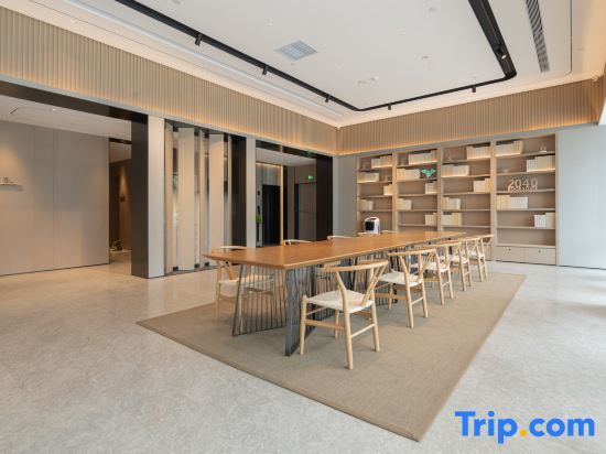 Фошань: All Seasons Hotel (Foshan Shunlian Machinery City Shop)