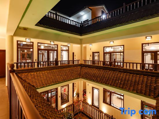 Тяньцзинь: Kissing and Squeezing Guesthouse