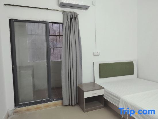 Дунгуань: Dongguan Heping Apartment