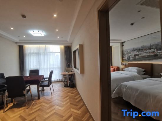 Шаоксинг: Vienna Hotel (Zhuji Station Baolong Plaza)
