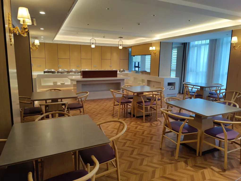 Дунъин: Vienna Hotel (Dongying Dongcheng Wanda Plaza Branch)