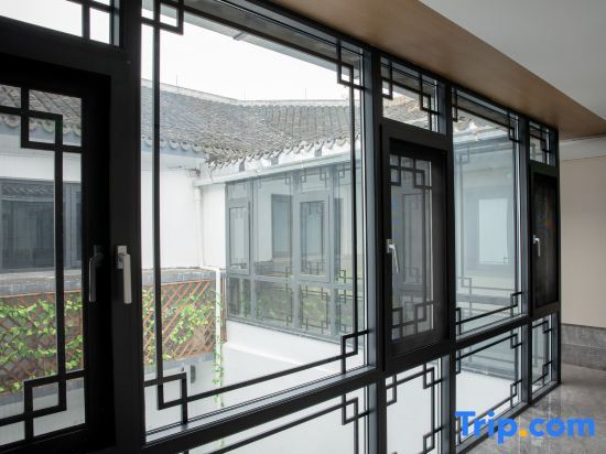 Хучжоу: Mengxiang Courtyard Homestay (Nanxun Ancient Town Branch)