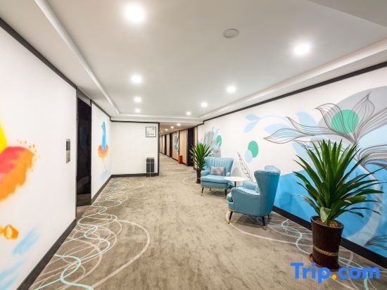 Шицзячжуан: Xi'an Qingya Hotel (Shijiazhuang Railway Station Tatan Shop)