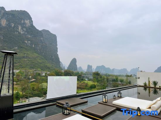 Яншо: Qiyue Shui'an Homestay (Yangshuo Shili Gallery Yulonghe Branch)