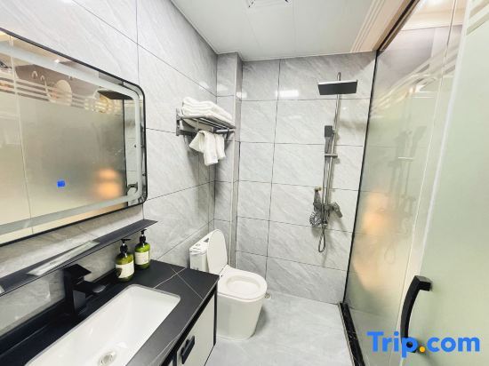 Гуанчжоу: Guangzhou Yunduo Qingxiang Apartment (Zhucun Subway Station)
