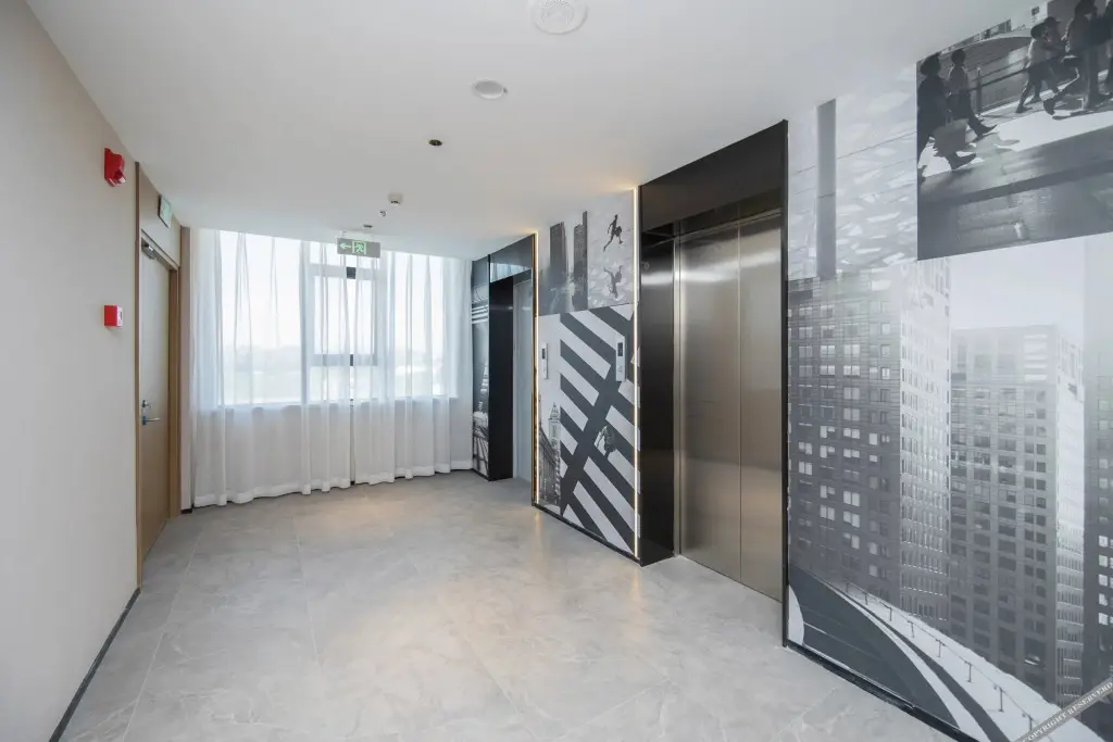 Нинбо: Hello Hotel (Ningbo Yinxian Avenue Dongqian Lake)